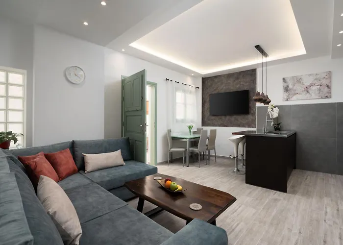 Moonstone * Karterados (Santorini)